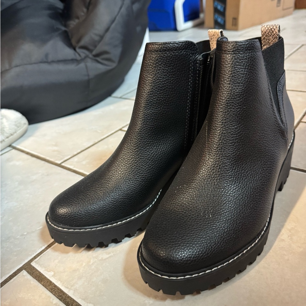 Ankle boots
